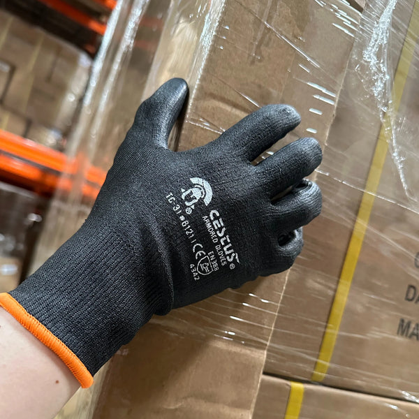Cestusline Medium Black TC3 Cut 3 Gloves